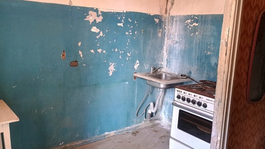 Satılır 1 otaqlı köhnə tikili, 50 m², Azadlıq Prospekti m.-5