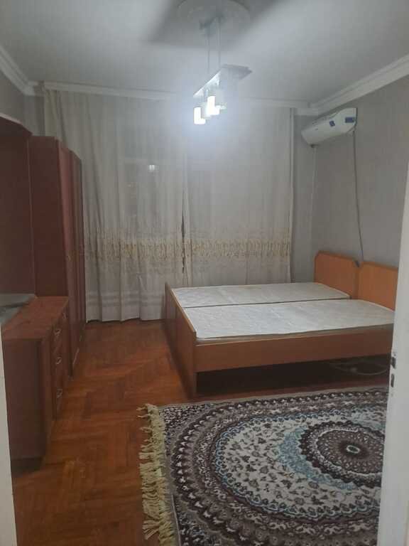 Kirayə verilir 2 otaqlı köhnə tikili, 67 m², Bakıxanov (Razin)-3