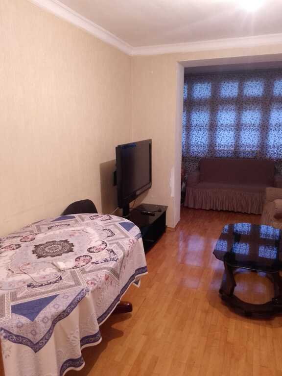 Satılır 2 otaqlı köhnə tikili, 50 m², Yasamal-1