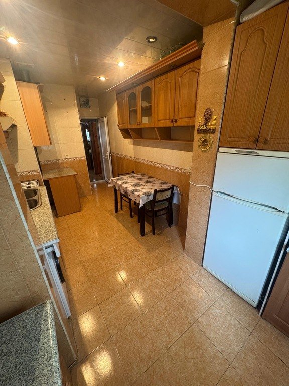 Kirayə verilir 3 otaqlı köhnə tikili, 75 m², Memar Əcəmi m.-4