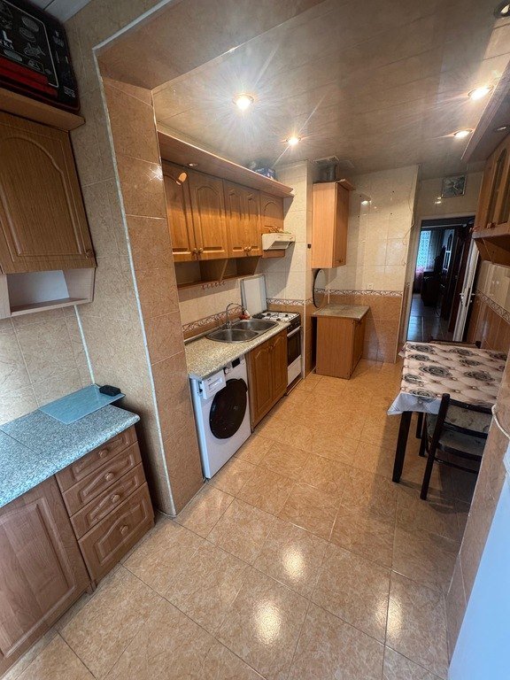 Kirayə verilir 3 otaqlı köhnə tikili, 75 m², Memar Əcəmi m.-9