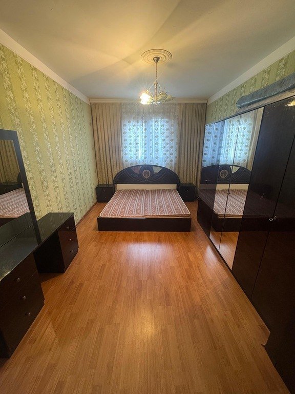 Kirayə verilir 3 otaqlı köhnə tikili, 75 m², Memar Əcəmi m.-12