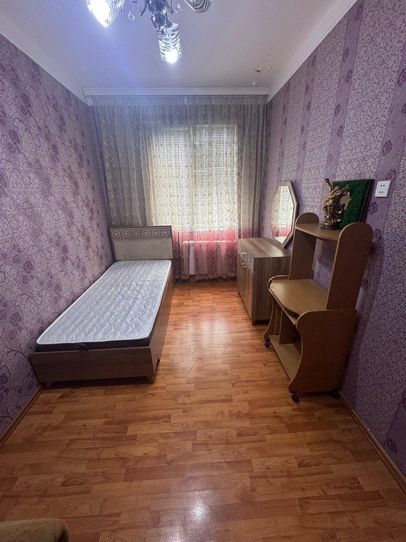 Kirayə verilir 3 otaqlı köhnə tikili, 75 m², Memar Əcəmi m.-15