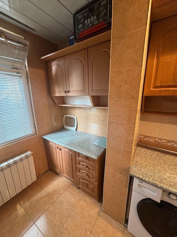 Kirayə verilir 3 otaqlı köhnə tikili, 75 m², Memar Əcəmi m.-18