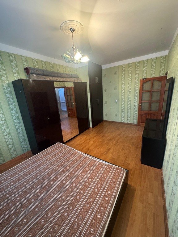 Kirayə verilir 3 otaqlı köhnə tikili, 75 m², Memar Əcəmi m.-24