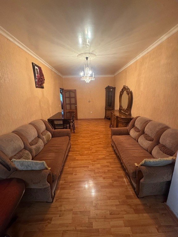 Kirayə verilir 3 otaqlı köhnə tikili, 75 m², Memar Əcəmi m.-25