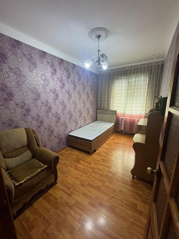 Kirayə verilir 3 otaqlı köhnə tikili, 75 m², Memar Əcəmi m.-27