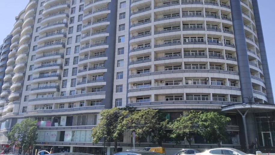 Satılır 3 otaqlı yeni tikili, 145 m², Nizami m.-1