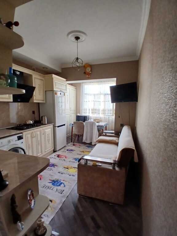 Satılır 2 otaqlı köhnə tikili, 60 m², Qaraçuxur-5
