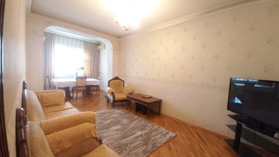 Satılır 3 otaqlı köhnə tikili, 70 m², Xətai m.-3