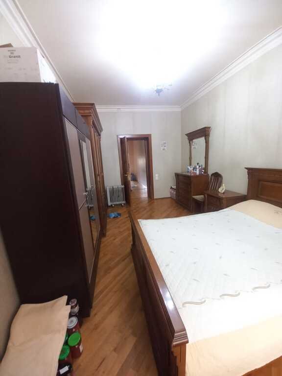 Satılır 3 otaqlı köhnə tikili, 70 m², Xətai m.-6