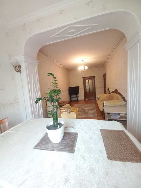 Satılır 3 otaqlı köhnə tikili, 70 m², Xətai m.-7