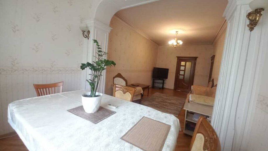 Satılır 3 otaqlı köhnə tikili, 70 m², Xətai m.-19