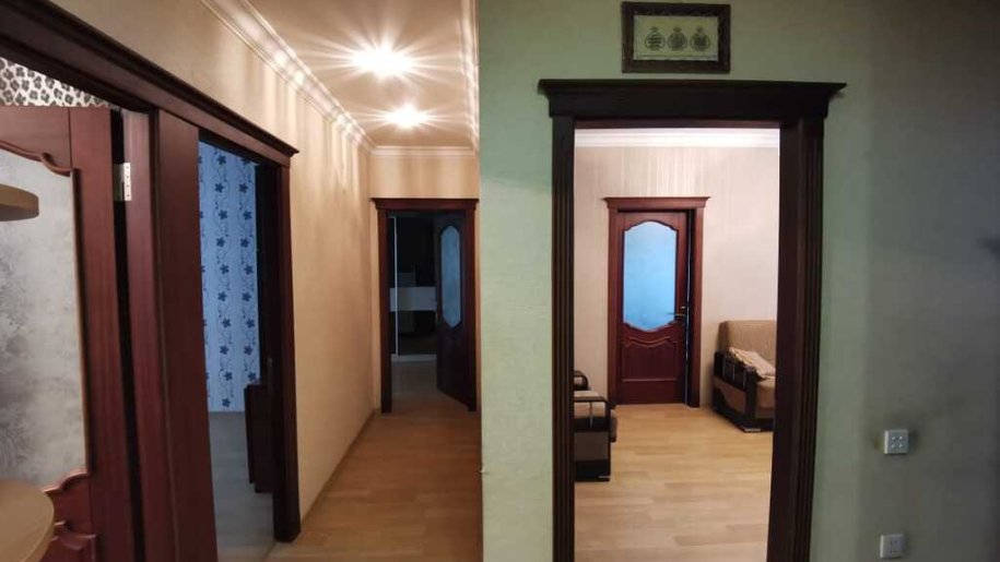 Kirayə verilir 5 otaqlı köhnə tikili, 120 m², Xalqlar dostluğu m.-13