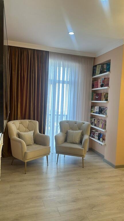 Satılır 4 otaqlı yeni tikili, 160 m², 20 Yanvar m.-10