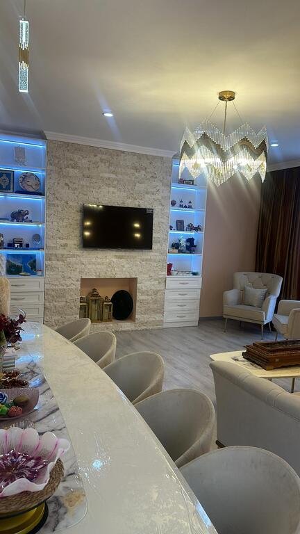 Satılır 4 otaqlı yeni tikili, 160 m², 20 Yanvar m.-11