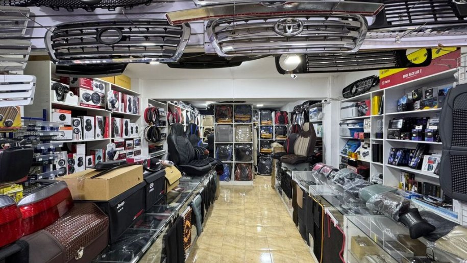 120 m<sup>2</sup> obyekt satılır, 8-ci mikrorayon-4