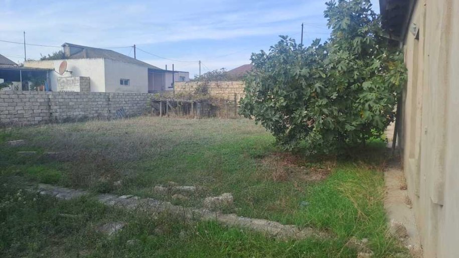 3 sot torpaq satılır, Bilgəh-1