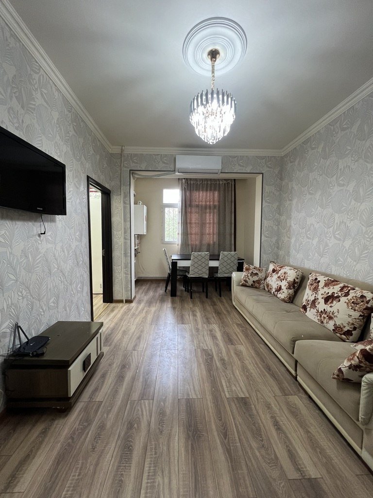 Satılır 2 otaqlı köhnə tikili, 58 m², 20 Yanvar m.-1