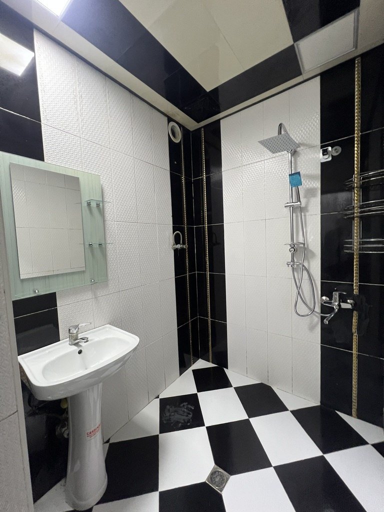 Satılır 2 otaqlı köhnə tikili, 58 m², 20 Yanvar m.-8