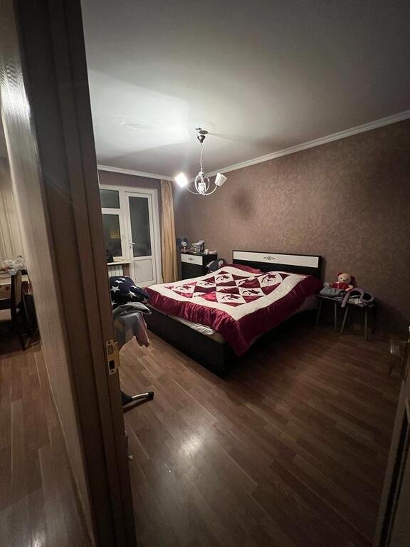 Kirayə verilir 3 otaqlı köhnə tikili, 72 m², Elmlər Akademiyası m.-7