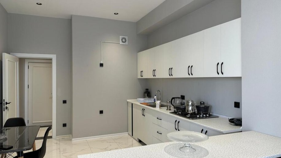Kirayə verilir 4 otaqlı yeni tikili, 188 m², Koroğlu m.-5