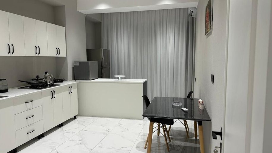 Kirayə verilir 4 otaqlı yeni tikili, 188 m², Koroğlu m.-7