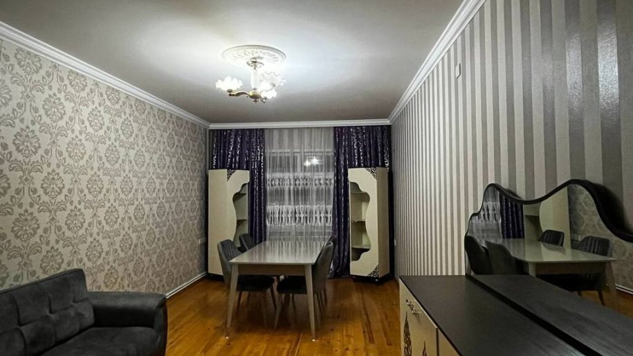 Kirayə verilir 3 otaqlı köhnə tikili, 90 m², Xalqlar dostluğu m.-1