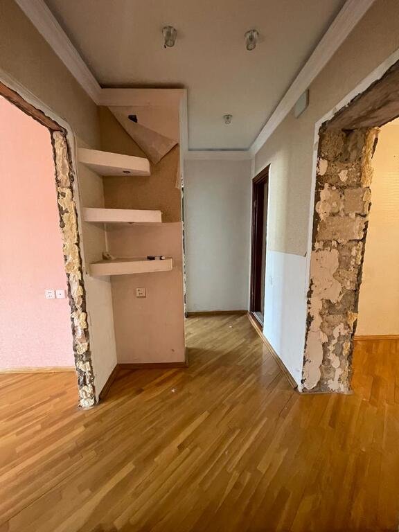 Satılır 3 otaqlı köhnə tikili, 100 m², Yasamal-12