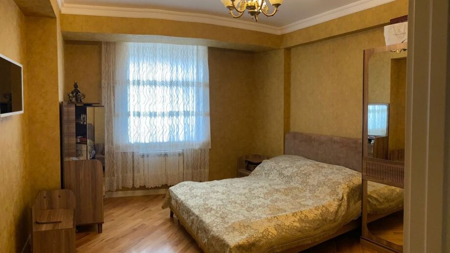Satılır 4 otaqlı yeni tikili, 150 m², Bayıl-14