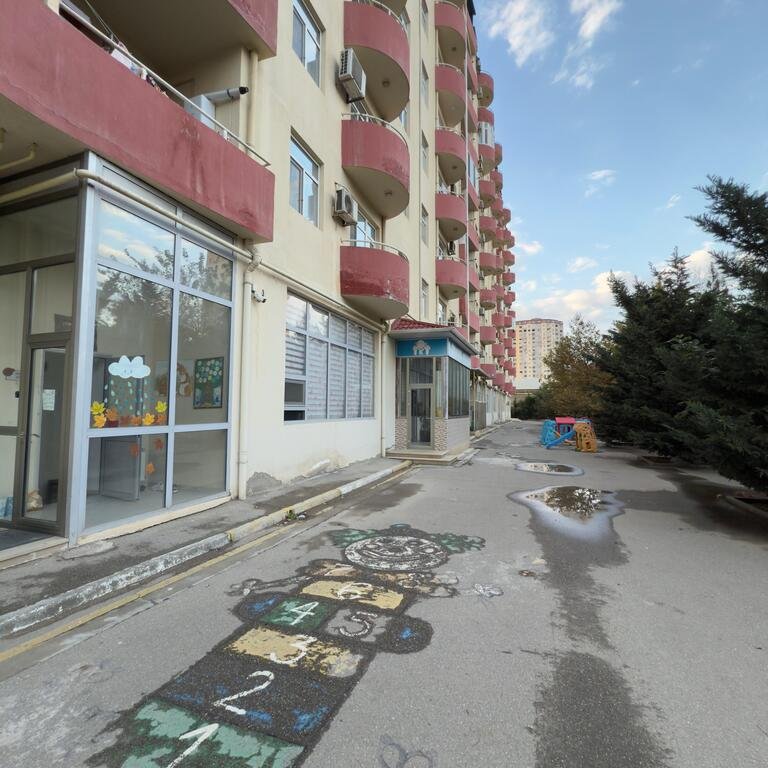3000 m<sup>2</sup> obyekt satılır, Həzi Aslanov m.-10
