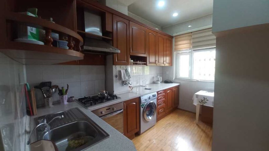 Satılır 3 otaqlı köhnə tikili, 70 m², Xətai m.-10