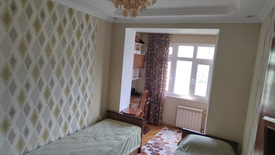 Satılır 4 otaqlı köhnə tikili, 100 m², Neftçilər m.-8