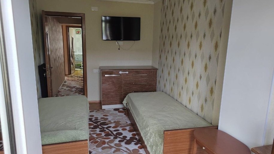 Satılır 4 otaqlı köhnə tikili, 100 m², Neftçilər m.-11