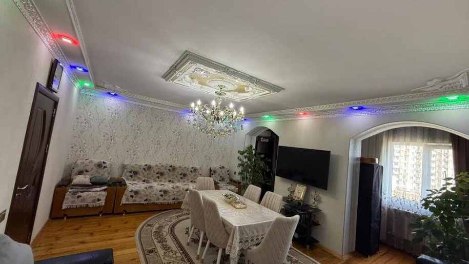 Satılır 3 otaqlı köhnə tikili, 120 m², Avtovağzal m.-1