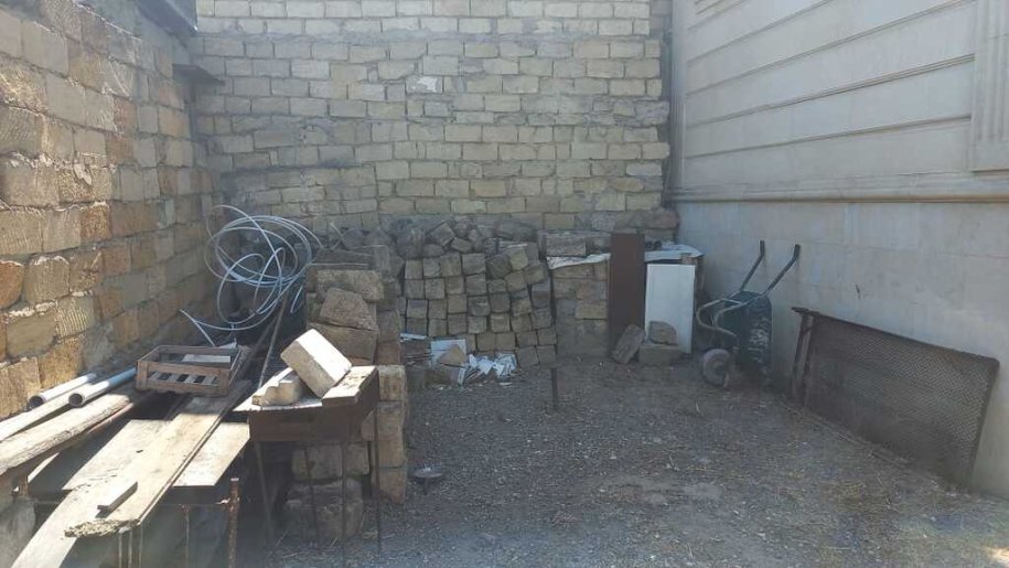 3 sot torpaq satılır, Azadlıq Prospekti m.-1