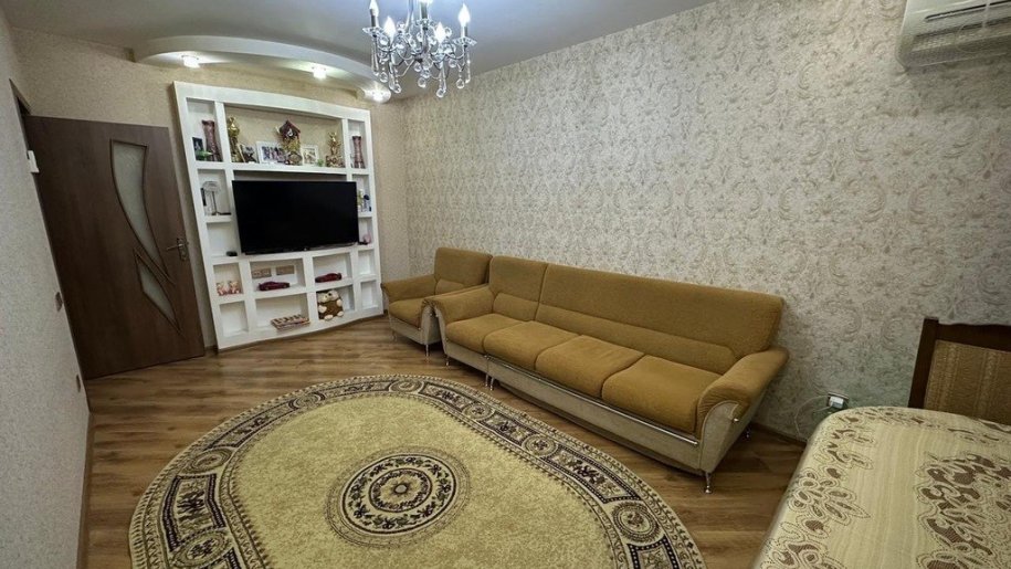 Satılır 4 otaqlı köhnə tikili, 100 m², Əhmədli m.-2