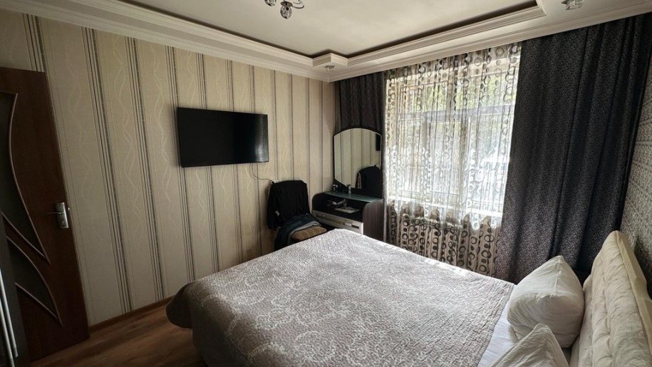 Satılır 4 otaqlı köhnə tikili, 100 m², Əhmədli m.-6