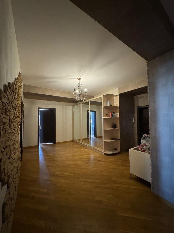 Satılır 3 otaqlı yeni tikili, 135 m², Nərimanov-1