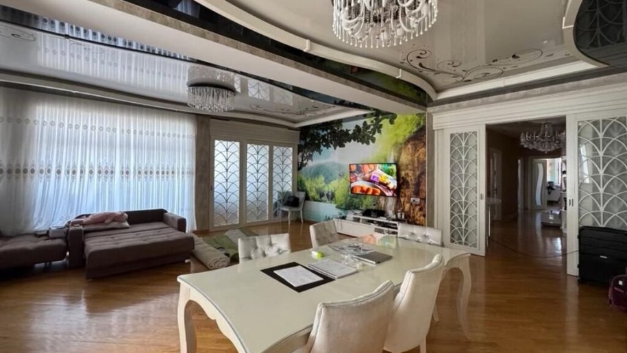 Satılır 7 otaqlı yeni tikili, 300 m², Dərnəgül m.-1