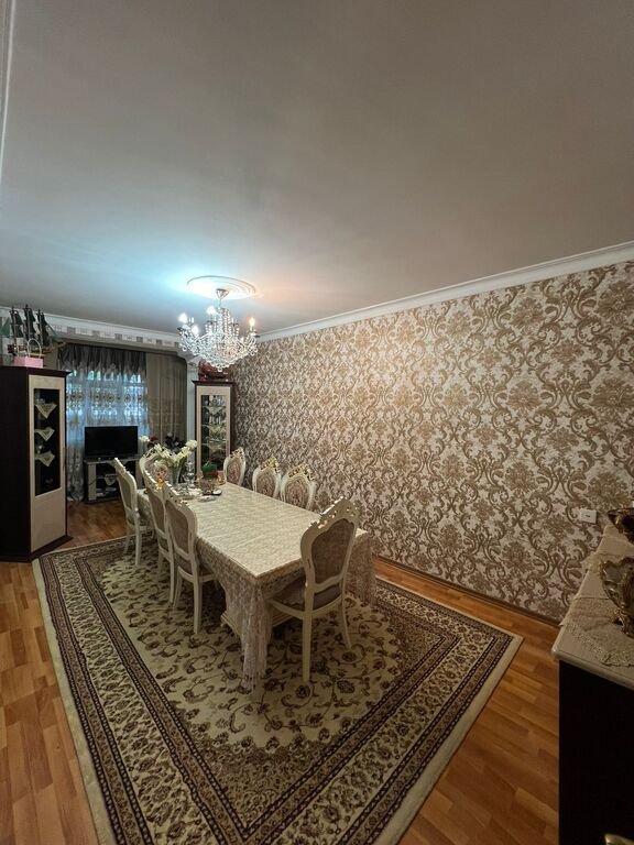 Satılır 4 otaqlı köhnə tikili, 110 m², Memar Əcəmi m.-3