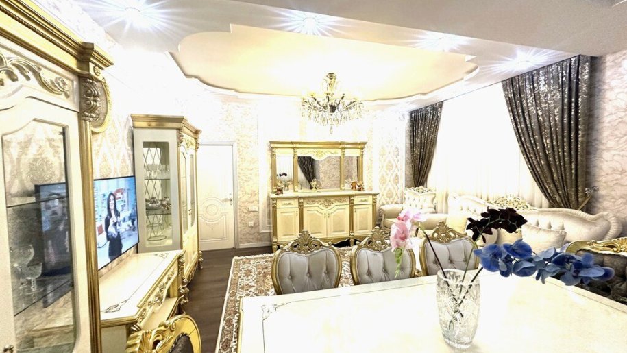 Satılır 3 otaqlı yeni tikili, 116 m², 28 May m.-4