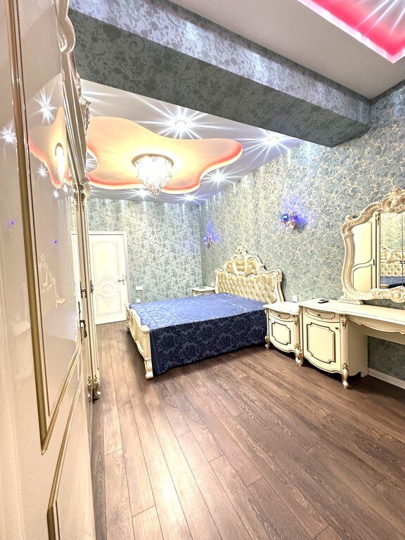 Satılır 3 otaqlı yeni tikili, 116 m², 28 May m.-8