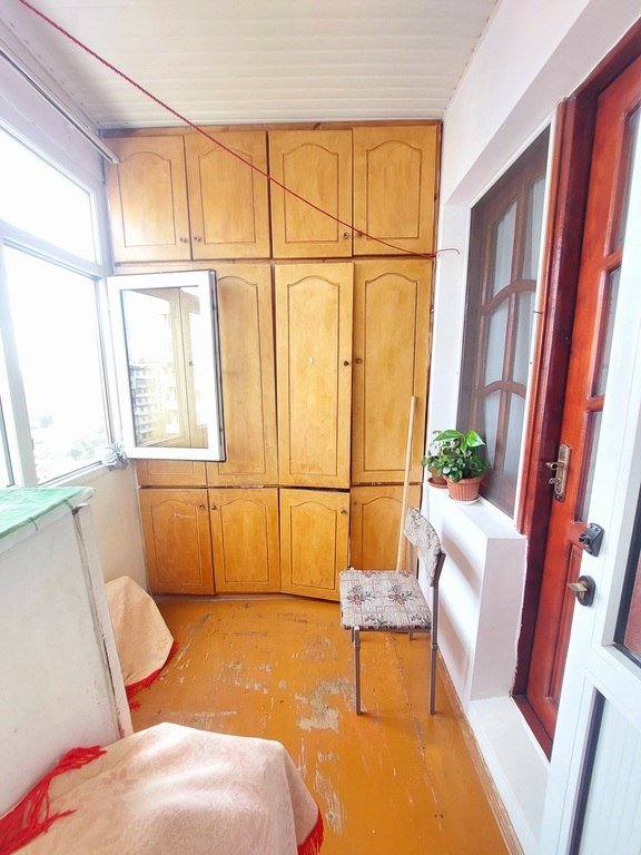 Satılır 4 otaqlı köhnə tikili, 101 m², Azadlıq Prospekti m.-13