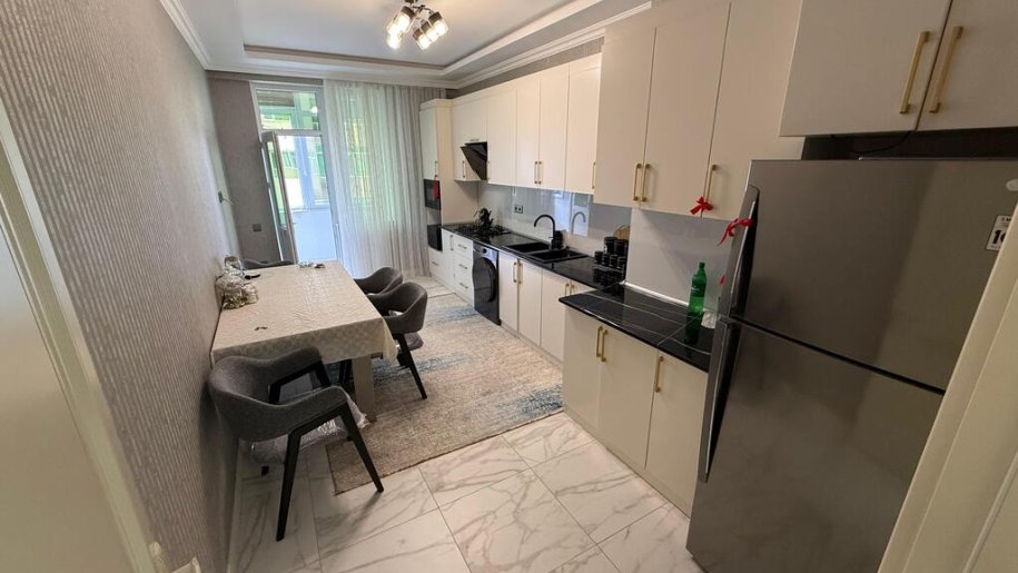 Satılır 4 otaqlı yeni tikili, 136 m², Gəncə-5