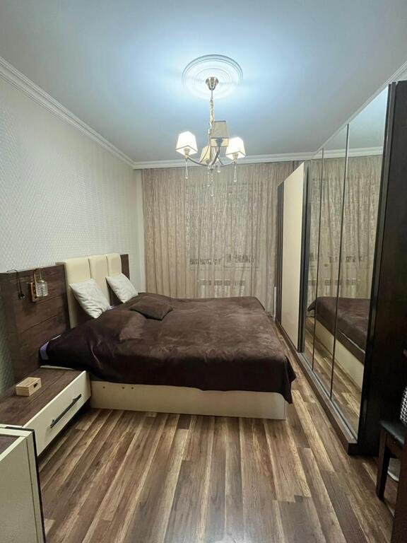 Kirayə verilir 2 otaqlı köhnə tikili, 55 m², Memar Əcəmi m.-1