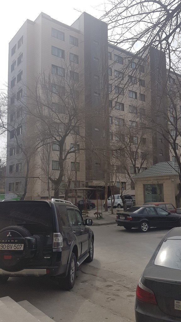 Satılır 1 otaqlı köhnə tikili, 45 m², Azadlıq Prospekti m.-3