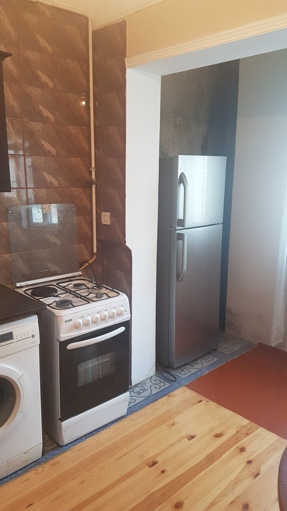 Satılır 1 otaqlı köhnə tikili, 45 m², Azadlıq Prospekti m.-15