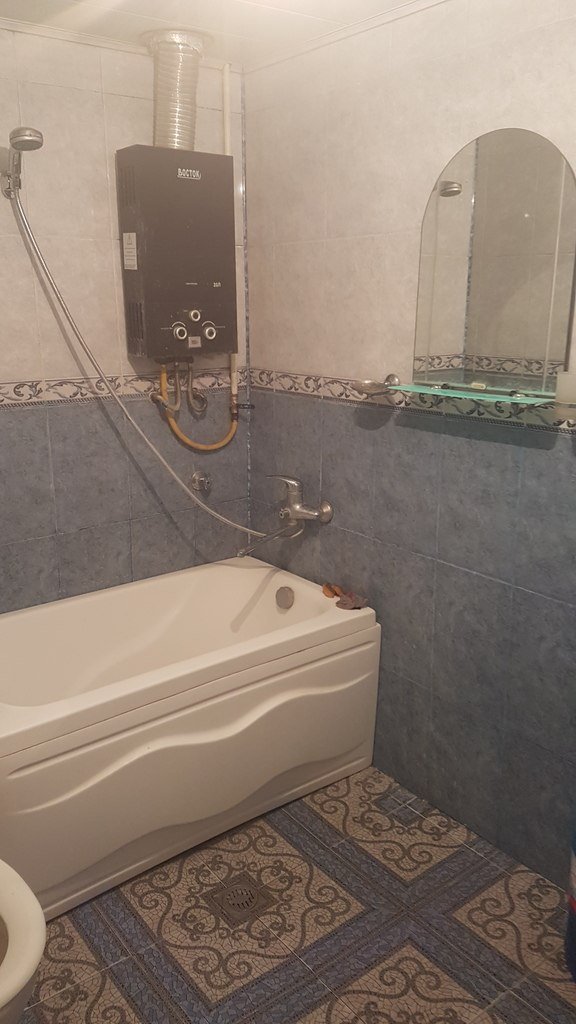 Satılır 1 otaqlı köhnə tikili, 45 m², Azadlıq Prospekti m.-21