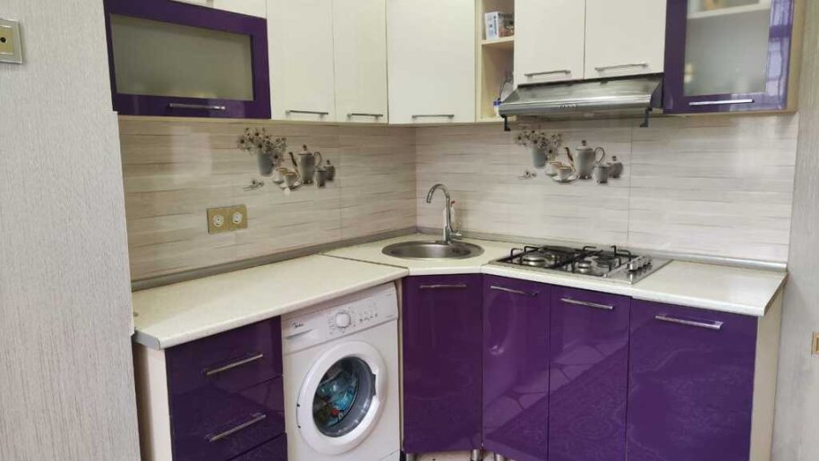 Satılır 1 otaqlı köhnə tikili, 44 m², Azadlıq Prospekti m.-1
